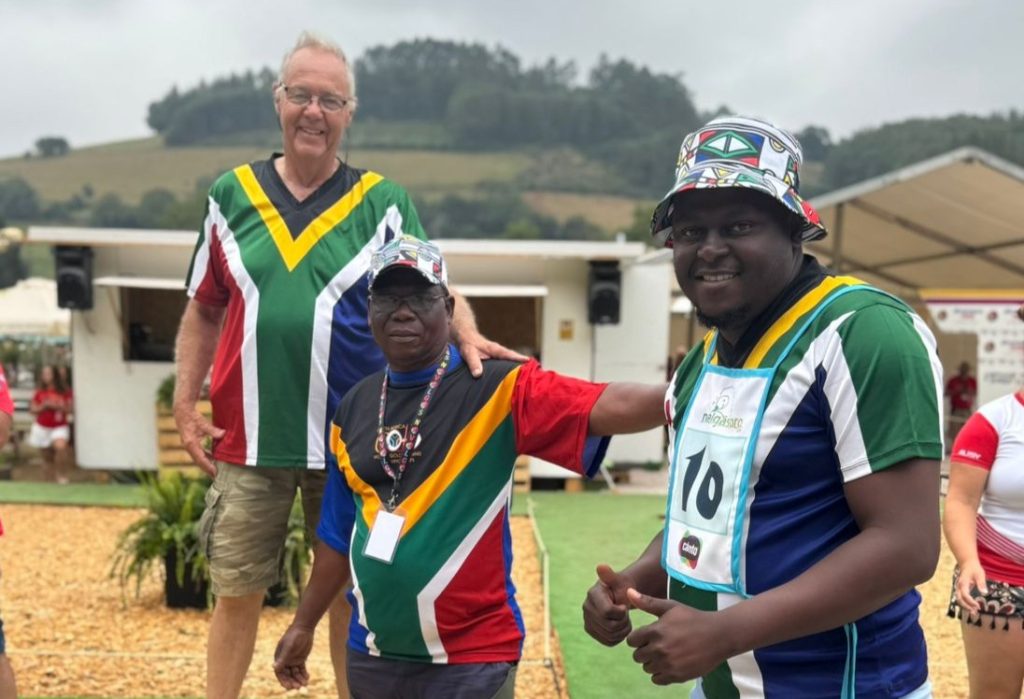 Gold medallists in the 3-person team category at the 2025 World Gold Panning Championships 